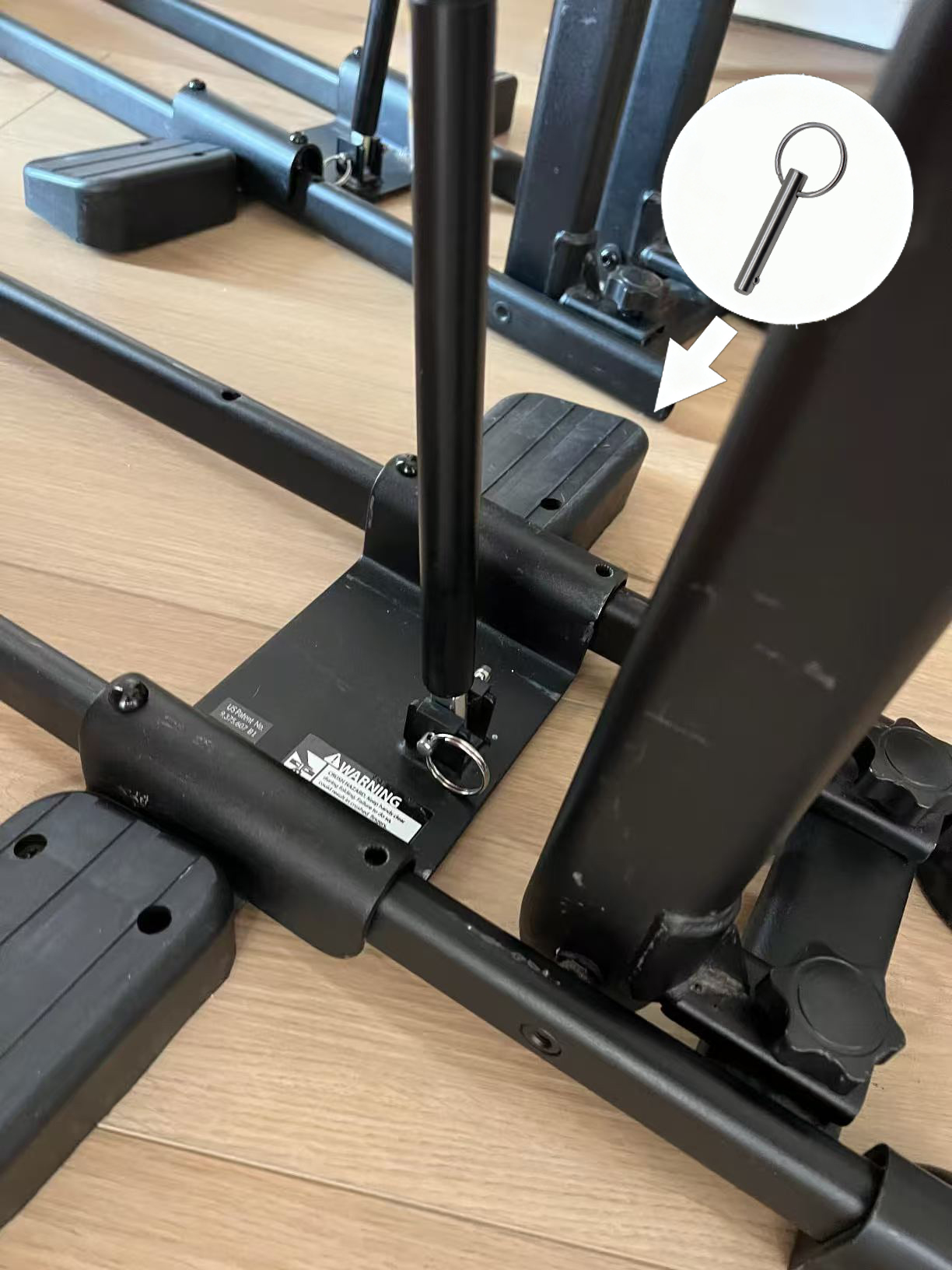 Experience complete control over your workout. Quick-release pins are an innovative "joint" for today's fitness equipment, allowing you to safely adjust benches, racks, and seats in seconds without tools. This key feature gives you the security, convenien